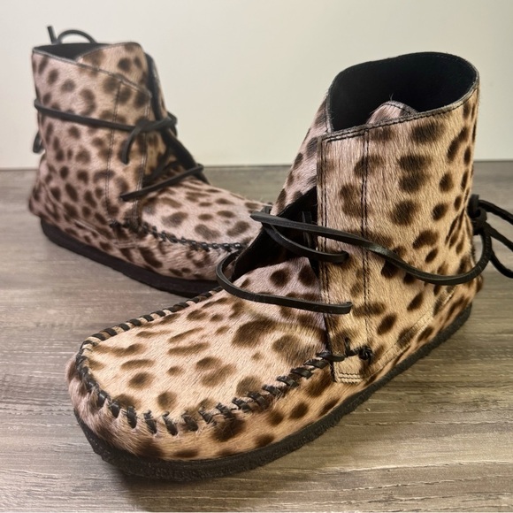 BNWOT Isabel Marant Etoile Flavie Leopard calf hair Moccasin Boots size 37/6.5 - Picture 2 of 9